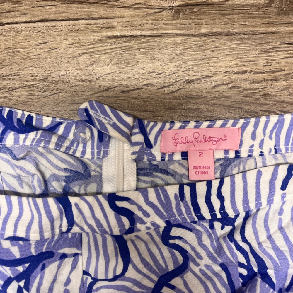 Lilly Pulitzer Sonya Rayon House Of Nemo Shorts White Palm Tree Fronds Size 2 - Picture 5 of 6